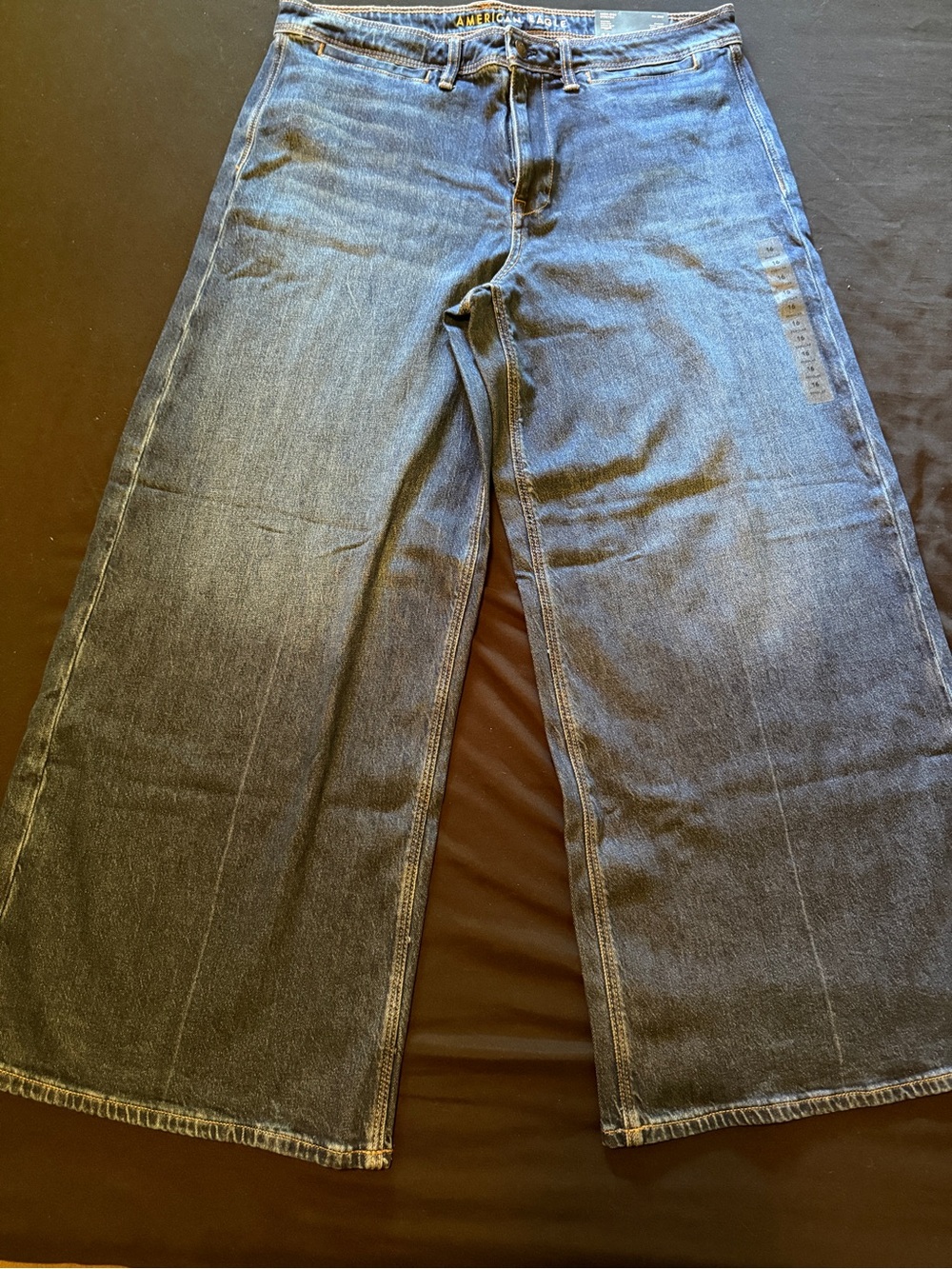 American Eagle Outfitters Wide-Leg Jeans in Dark Blue Wash